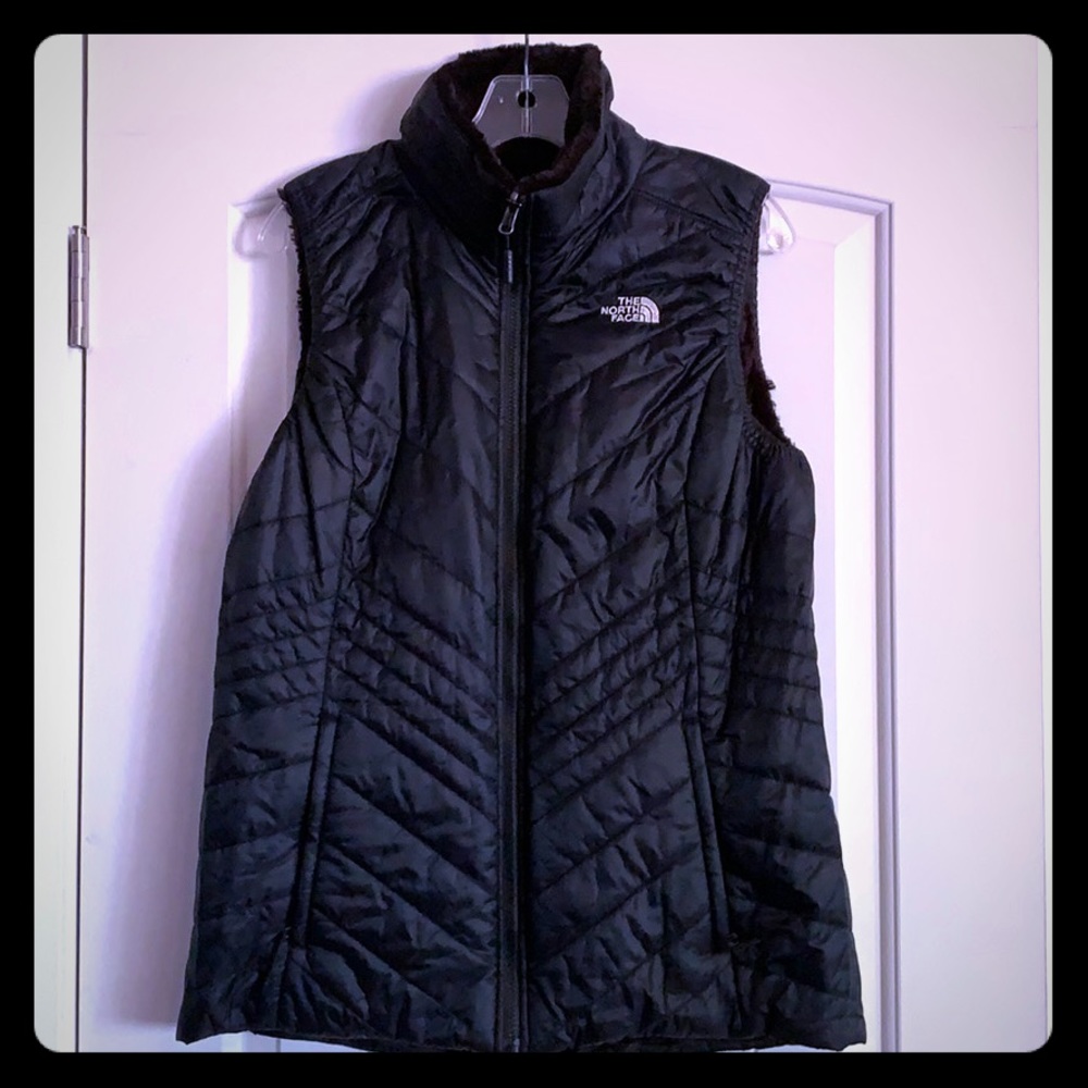 North Face Mossbud Reversible Faux Fur Black Vest